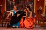 Deepika Padukone, Ranveer Singh on the sets of Comedy Nights with Kapil in Filmcity, Mumbai on 5th Nov 2013 (57)_527a3f9851094.JPG