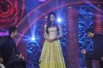 Mallika Sherawat at the grand finale of The Bachelorette in Filmcity, Mumbai on 5th Nov 2013 (90)_527a3995b1fc9.JPG