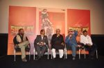 Javed Akhtar, Salim Khan, Ketan Mehta at Sholay 3D launch in PVR, Mumbai on 7th Nov 2013 (9)_527c6c6a691c1.JPG