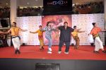 Ranveer Singh, Ganesh Acharya at the Promotion of film Ram-Leela in Mumbai on 10th Nov 2013 (216)_52809b089960a.JPG