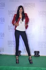 Anushka Manchanda at Marks N Spencer fashion show in Mumbai on 11th Nov 2013 (127)_5281c9655d9b7.JPG
