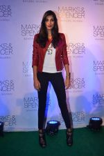 Anushka Sharma at Marks N Spencer fashion show in Mumbai on 11th Nov 2013 (114)_5281c9699b032.JPG
