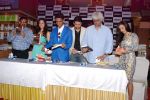 Aftab Shivdasani, Vikram Bhatt, Vidya Malvade at The other side book launch in Landmark, Mumbai on 15th Nov 2013 (11)_52870f812c717.JPG
