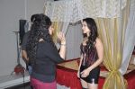 Sunny Leone on Location at her forthcoming movie in mumbai on 18th Nov 2013 (3)_528b68f6a45c5.JPG