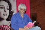Vikram Bhatt at Suchitra Krishnamoorthi_s book launch in Mumbai on 18th Nov 2013 (84)_528b003ed9640.JPG