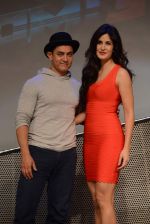 Katrina Kaif, Aamir Khan unveil Dhoom 3 merchandise in Yashraj, Mumbai on 19th Nov 2013 (114)_528c666ca5096.JPG
