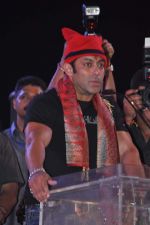 Salman Khan at Koli festival in Mahim, Mumbai on 22nd Nov 2013 (22)_5290846ec6686.JPG