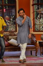 Saif Ali Khan on the sets of Comedy nights with Kapil in Filmcity, Mumbai on 25th Nov 2013 (48)_5294498c34a2d.JPG