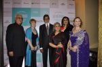 Amitabh bachchan, Jaya bachchan at Atout France dinner in Taj Mahal Hotel, Mumbai on 26th Nov 2013 (10)_52958b667a881.JPG