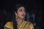 Shilpa Shetty on the sets on Nach Baliye 6 in Filmistan, Mumbai on 3rd Dec 2013  (17)_529f64f0f1f36.JPG