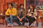 Sonakshi Sinha, Sonu Sood, Shahid Kapoor on the sets of Comedy Nights with Kapil in Mumbai on 4th Dec 2013 (121)_52a01e4153190.JPG