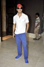 Dino Morea at the launch of Deanne Pandey_s new book in Palladium, Mumbai on 8th Dec 2013 (96)_52a559c7806a7.JPG