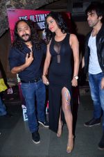 Poonam Pandey at WTF party for What The Fish movie in Mumbai on 10th Dec 2013 (84)_52a7cf5a0d0c7.JPG