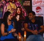 Sunny Leone and Sachiin Joshi at Jackpot press conference on 10th Dec 2013 (1)_52a8128fa9ab6.jpg