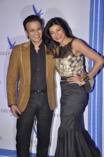 Sushmita Sen, Vivek Oberoi at Grey Goose in association with Noblesse fashion bash in Four Seasons, Mumbai on 10th Dec 2013 (171)_52a81249e12fa.JPG
