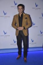 Vivek Oberoi at Grey Goose in association with Noblesse fashion bash in Four Seasons, Mumbai on 10th Dec 2013 (172)_52a8124ab02b5.JPG