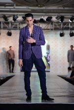 Model walks for Rohit Verma_s show for Marigold Watches in J W Marriott, Mumbai on 11th Dec 2013 (361)_52a9cf09eb6d8.JPG
