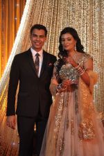 Sayali Bhagat and Navneet Pratap Singh_s Wedding in Mumbai on 11th Dec 2013 (38)_52a9d323e18fd.JPG