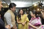 Vivek Oberoi at Shaina NC new collection for Gehna in Bandra, Mumbai on 11th Dec 2013 (54)_52a96bfb67565.JPG