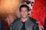 Salman Khan in Jai Ho film press meet in Chandan, Mumbai on 12th Dec 2013 (42)_52aab555701ad.JPG