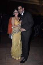 at Sargun Mehta and Ravi Dubey_s wedding bash at The Club, Mumbai on 13th Dec 2013 (179)_52ad78054df84.JPG