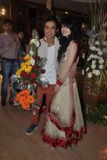 at Sargun Mehta and Ravi Dubey_s wedding bash at The Club, Mumbai on 13th Dec 2013 (198)_52ad7809c3a5a.JPG