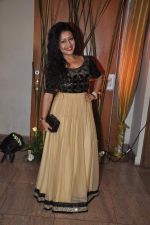 at Sargun Mehta and Ravi Dubey_s wedding bash in The Club, Mumbai on 13th Dec 2013 (139)_52ad7852db95d.JPG