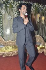at Sargun Mehta and Ravi Dubey_s wedding bash in The Club, Mumbai on 13th Dec 2013 (71)_52ad7842113d5.JPG