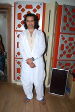 at the Song recording of Love and Parchai in Andheri, Mumbai on 14th Dec 2013 (18)_52ad4d7a0809e.JPG