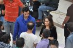 Madhuri Dixit shoots for Oral B advertisement in Oberoi Mall, Mumbai on 16th Dec 2013 (43)_52aff64041887.JPG