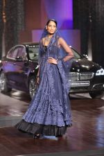 Model walk the ramp for Suneet Verma show by BMW on 16th Dec 2013 (2)_52afeb743e794.JPG