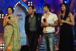 Divya Kumar, Rakul Preet and Himansh Kohli promote movie Yaariyan on Big Boss 7 (18)_52b1719bece4e.JPG