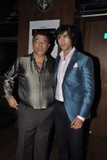 Shiv Darshan, Suneel Darshan at the Audio release of Karle Pyaar Karle in Hard Rock, Mumbai on 17th Dec 2013 (72)_52b1453b234c0.JPG
