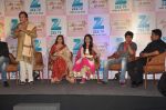 Reena Kapoor at the launch of Zee Tv_s new Show Aur Pyaar Ho Gaya in Mumbai on 20th Dec 2013 (19)_52b505bd2bef2.JPG