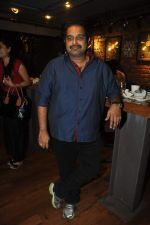 Shankar Mahadevan at Lakshmi music launch in Hard Rock Cafe, Mumbai on 20th Dec 2013 (58)_52b5066a1ec99.JPG