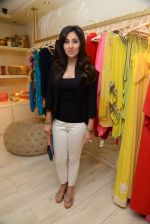 at the launch of Dimple Nahar_s 2 Divine lifestyle store in walkeshwar, Mumbai on 20th Dec 2013 (72)_52b5422eb9954.JPG