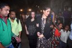 Kareena Kapoor, babita Kapoor at the midnight mass in Mumbai on 24th Dec 2013 (27)_52ba5768468c1.JPG
