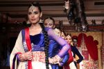 Model walks on ramp & presenting Wedding collection designed by Kavita and Meenu during a fashion show on 25th dec 2013 (10)_52bbdaeceb6e5.JPG