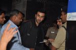 Ranbir Kapoor leave for New Years Vacation in Mumbai on 25th Dec 2013 (15)_52bbce9d67d40.JPG