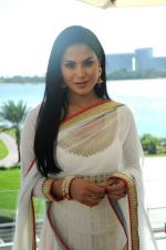 Veena Malik_s Lavish Reception in Stake House, Dubai Creek on 26th December 2013 (6)_52bd4ccb679bf.jpg