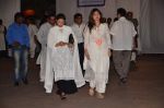 Alka Yagnik at Farooq Shaikh_s prayer meet in Mumbai on 30th Dec 2013(317)_52c265bb3ef23.JPG