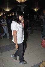 Ekta Kapoor snapped at the airport as they return after New year in Mumbai on 1st Jan 2014 (21)_52c503d428b33.JPG