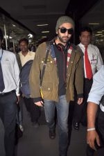 Ranbir Kapoor snapped at airport in Mumbai on 3rd Jan 2014 (7)_52c7aca23b3a8.JPG
