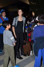 snapped at airport in Mumbai on 3rd Jan 2014 (48)_52c7ace7d9e63.JPG