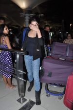Jacqueline Fernandez snapped at the airport in Mumbai on 5th Jan 2014 (35)_52caba65c4fee.JPG