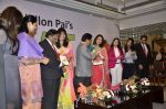 Poonam Dhillon at the launch of Book Fit at 40 in Palladium, Mumbai on 6th Jan 2014 (4)_52cc06e67b5b9.JPG