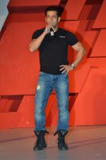 Salman Khan at Audi press meet in Taj Lands End, Mumbai on 6th Jan 2014 (60)_52cc04b1c9ecb.JPG