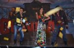 Ranveer Singh, Priyanka Chopra, Arjun Kapoor at Gunday music launch in Yashraj, Mumbai on 7th Jan 2014 (39)_52cd374a52cbf.JPG