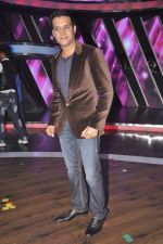 Jimmy Shergill with Darr at The Mall music launch on the sets of Boogie Woogie in Malad, Mumbai on 9th Jan 2014 (99)_52d001a77b3f1.JPG