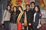 Maria Goretti, Arshad Warsi at Dedh Ishqiya premiere in Cinemax, Mumbai on 9th Jan 2014 (50)_52d00370a3a16.JPG